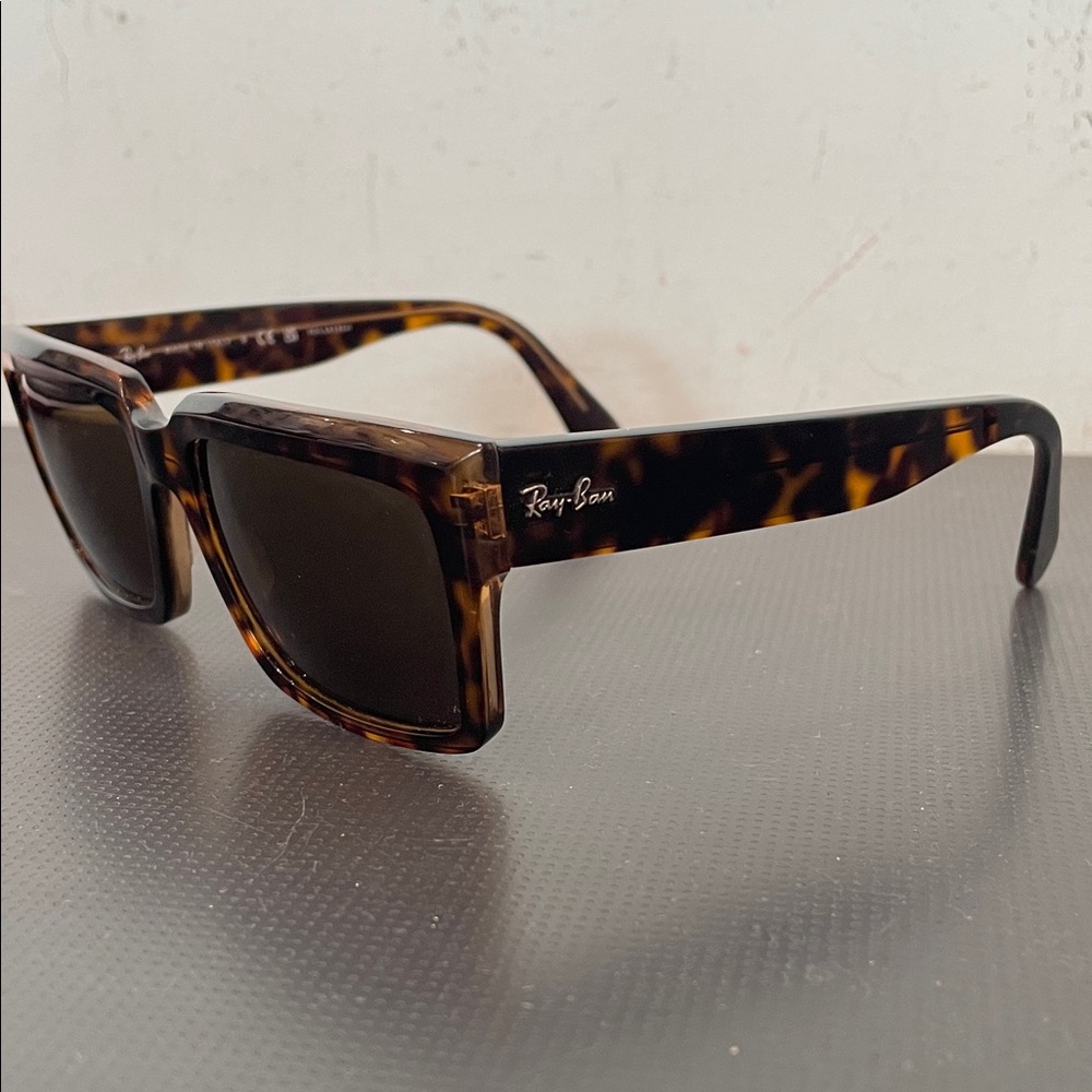 Ray-Ban Brown Patterned Sunglasses for Men